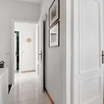 Accogliente Vista Mare Apartment *