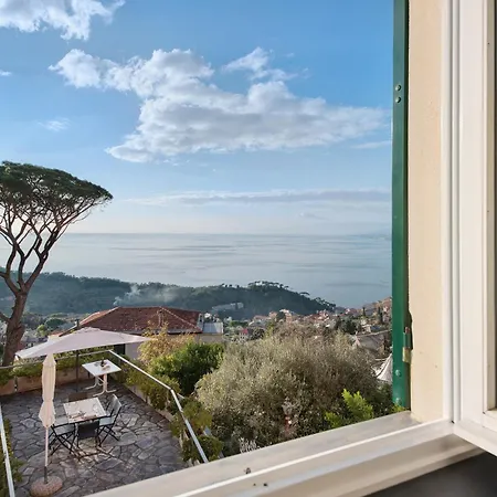 Accogliente Vista Mare Camogli
